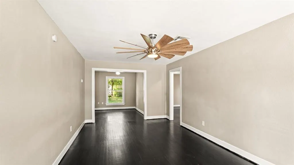Photo 4 — 3229 NW 44th Street, Oklahoma City, OK 73112