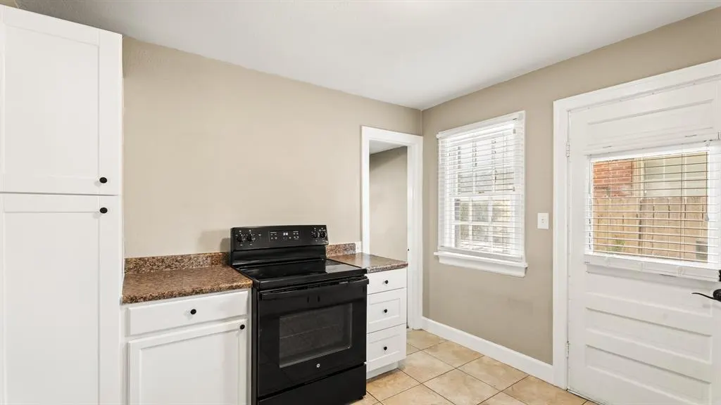 Photo 10 — 3229 NW 44th Street, Oklahoma City, OK 73112