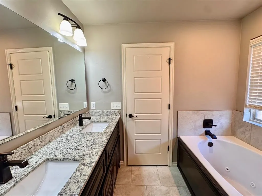 Photo 12 — 8109 NW 160th Terrace, Edmond, OK 73013