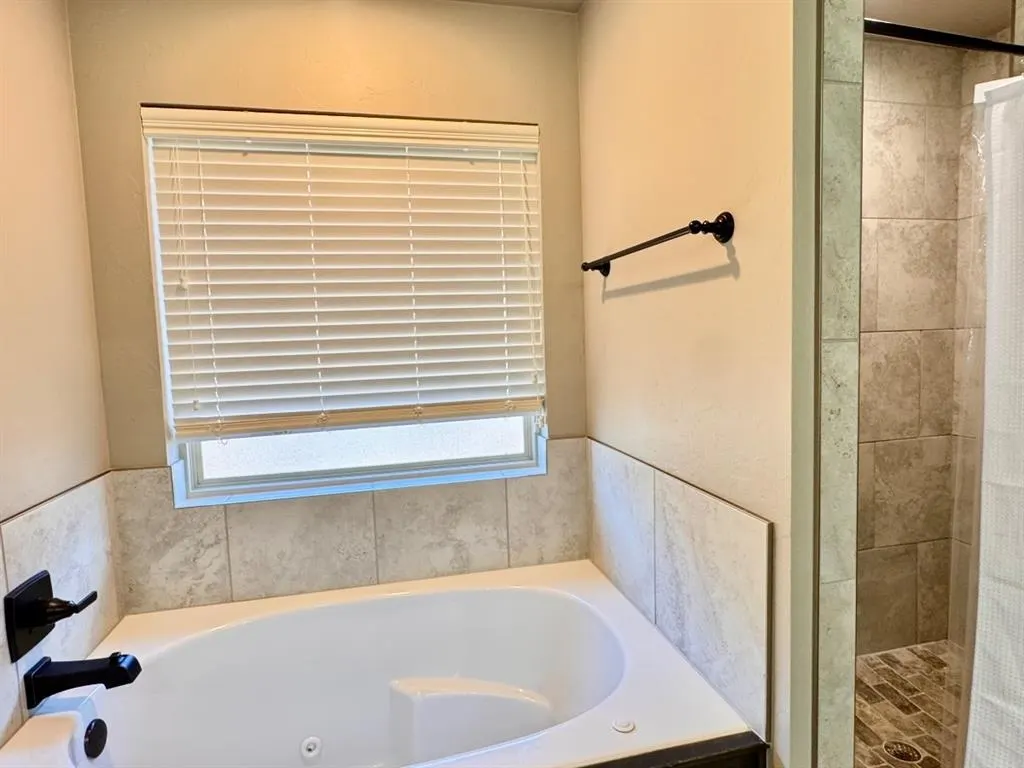 Photo 13 — 8109 NW 160th Terrace, Edmond, OK 73013