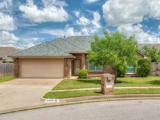 Sold home at 9609 SW 18th Street