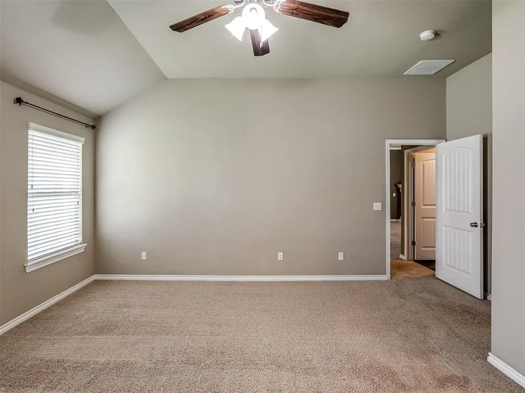 Photo 27 — 9609 SW 18th Street, Oklahoma City, OK 73128
