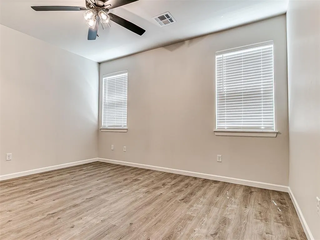 Photo 13 — 1302 NW 22nd Street, Oklahoma City, OK 73106