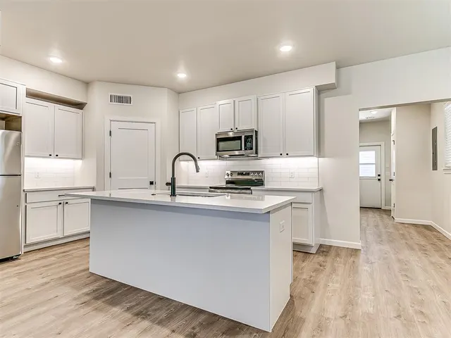 Photo 8 — 1302 NW 22nd Street, Oklahoma City, OK 73106