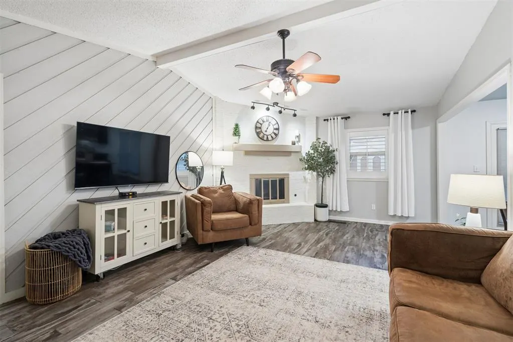 Photo 5 — 313 Cherryvale Road, Edmond, OK 73003