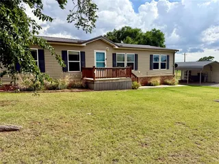 Sold home at 902 Banks Street