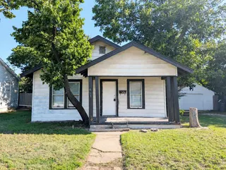 Sold home at 911 NW 98th Street
