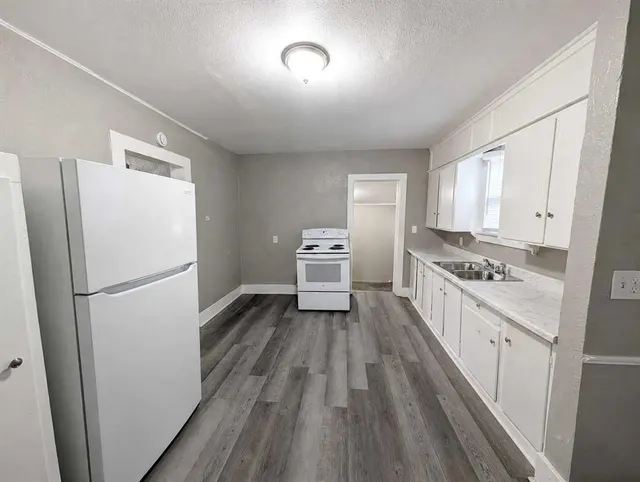 Photo 5 — 911 NW 98th Street, Oklahoma City, OK 73114