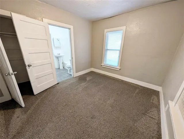 Photo 8 — 911 NW 98th Street, Oklahoma City, OK 73114