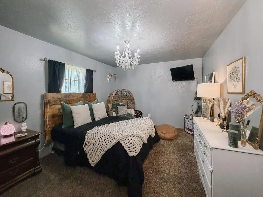 Photo 9 — 1003 N Oak, Hinton, OK 73047