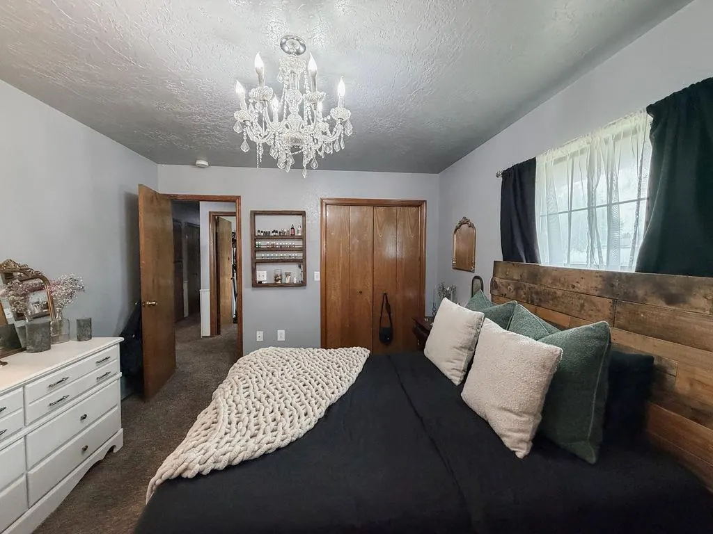 Photo 10 — 1003 N Oak, Hinton, OK 73047