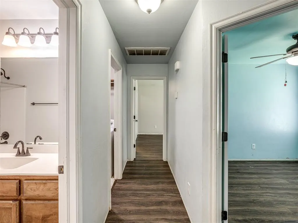 Photo 15 — 1225 Hickory Creek Drive, Yukon, OK 73099