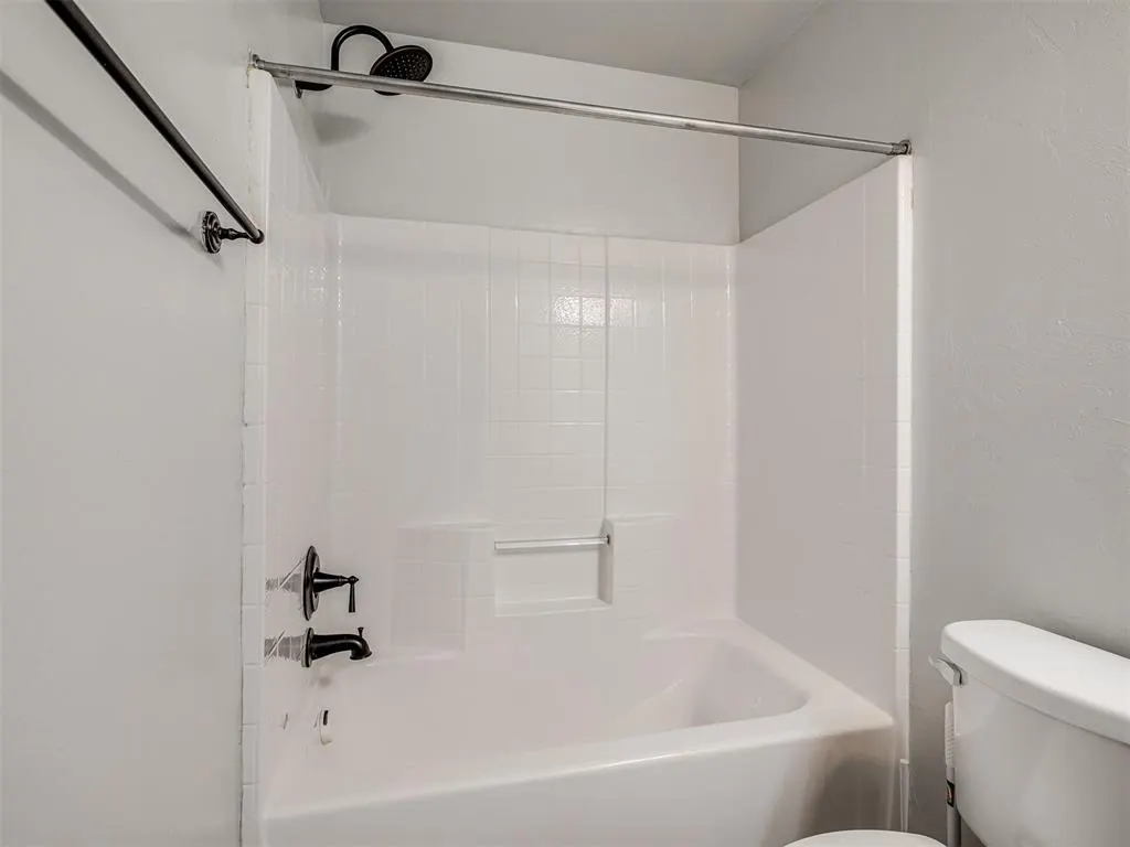 Photo 27 — 1225 Hickory Creek Drive, Yukon, OK 73099
