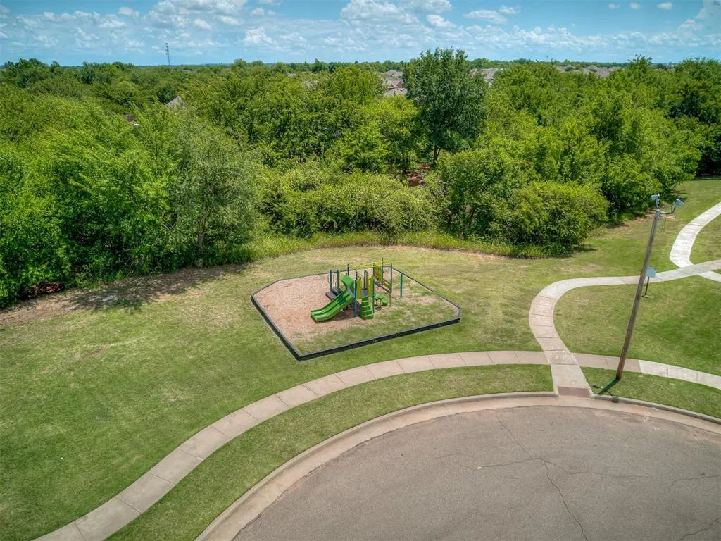 Photo 39 — 1225 Hickory Creek Drive, Yukon, OK 73099
