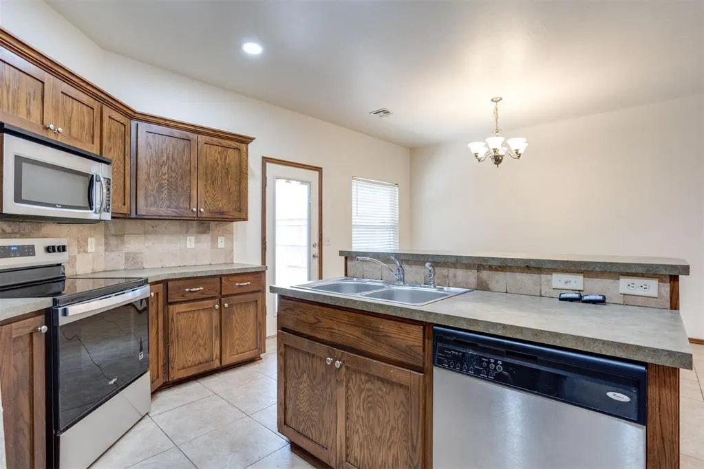 Photo 5 — 4109 Windgate West Road, Oklahoma City, OK 73179