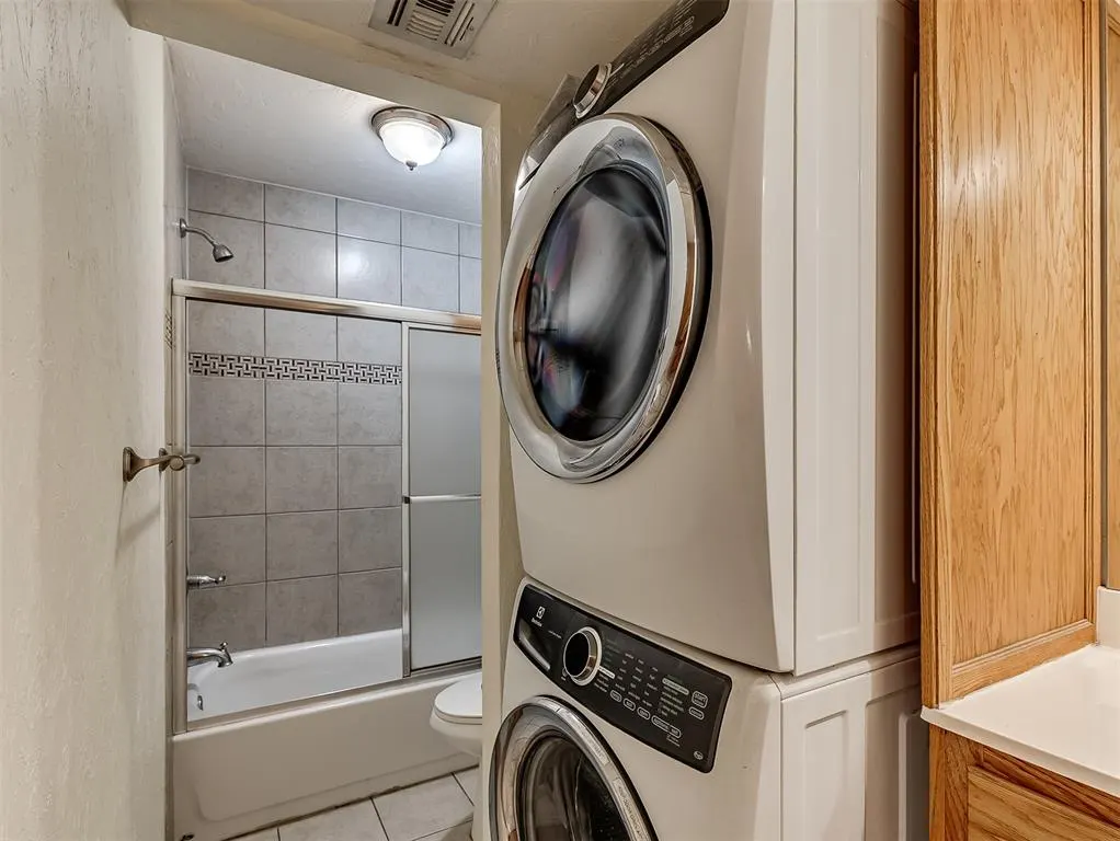 Photo 27 — 800 Cardinal Creek Boulevard C, Norman, OK 73072