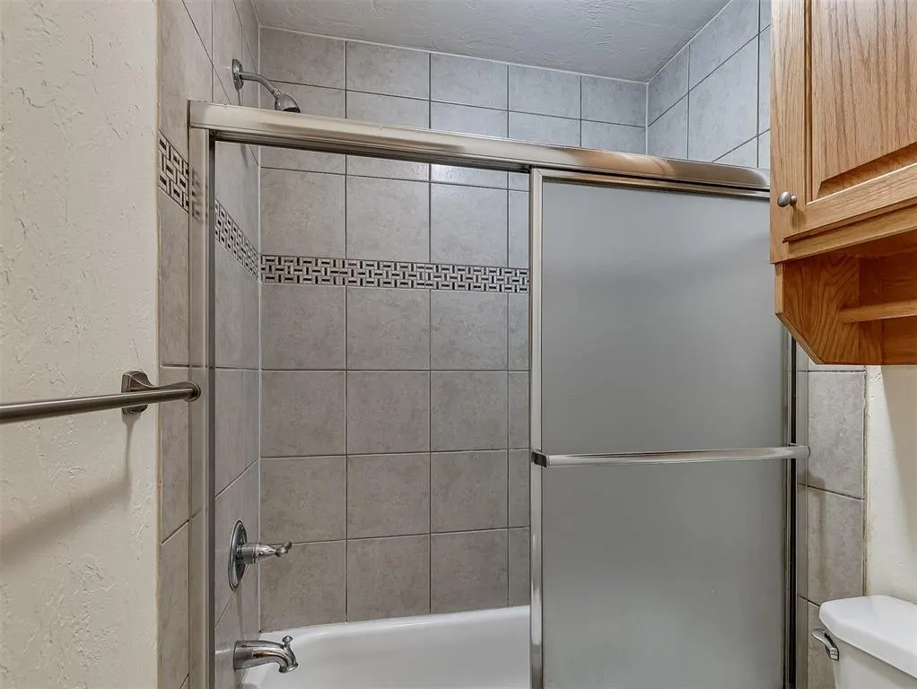 Photo 28 — 800 Cardinal Creek Boulevard C, Norman, OK 73072