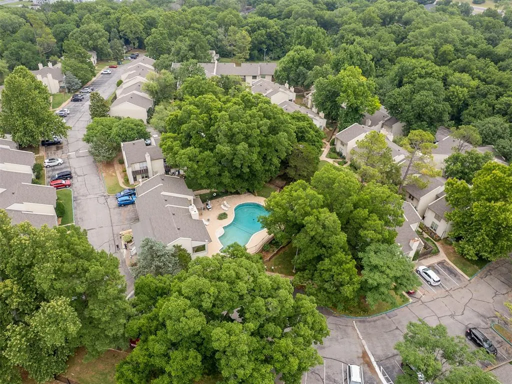 Photo 30 — 800 Cardinal Creek Boulevard C, Norman, OK 73072