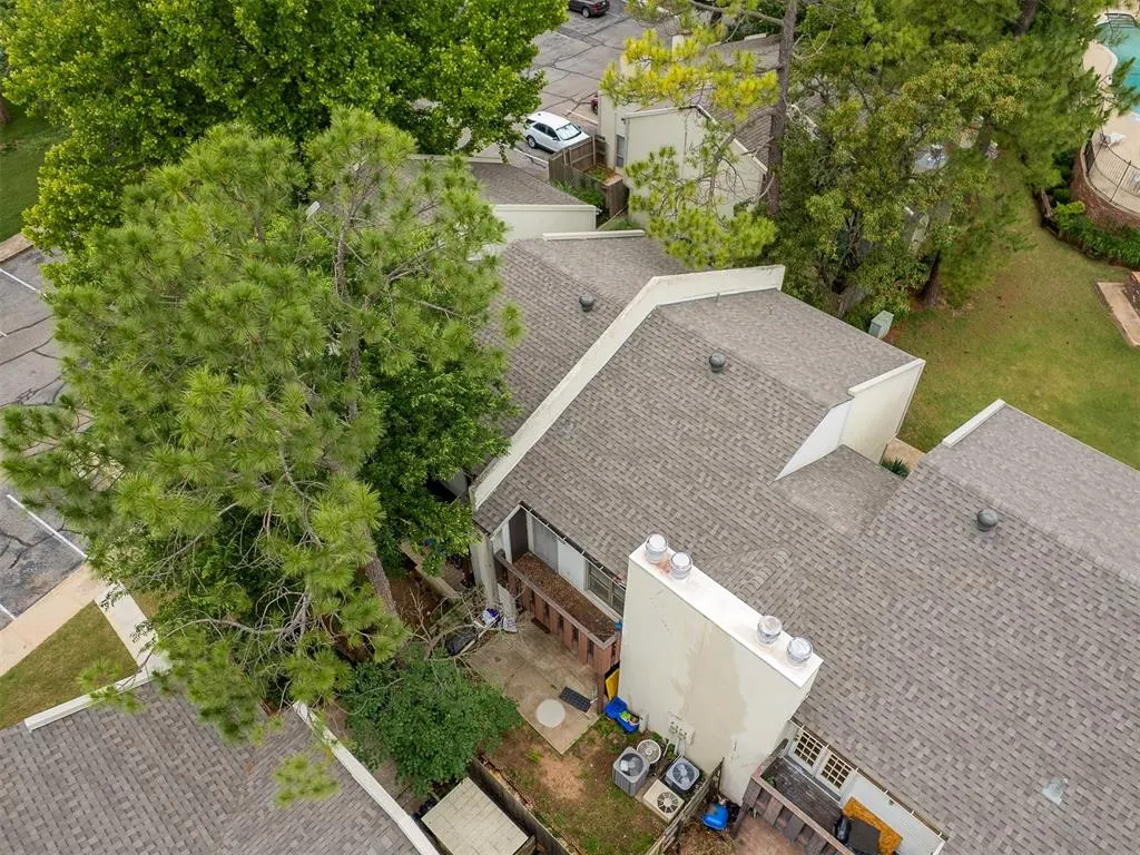 Photo 34 — 800 Cardinal Creek Boulevard C, Norman, OK 73072