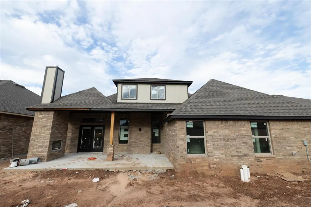 Photo 3 — 16137 Verbena Circle, Edmond, OK 73013