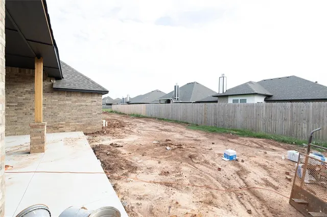 Photo 5 — 16137 Verbena Circle, Edmond, OK 73013