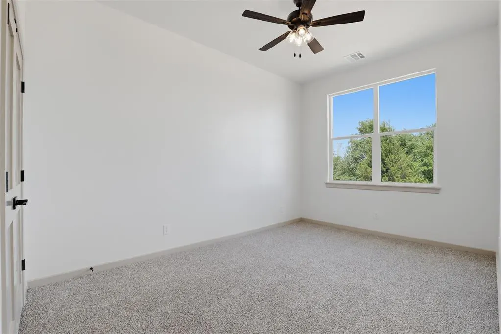 Photo 15 — 1240 Twin Oaks Dr, Blanchard, OK 73010