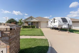 Sold home at 831 Monarch Way