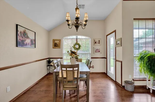 Photo 8 — 2912 Astor Drive, Norman, OK 73072