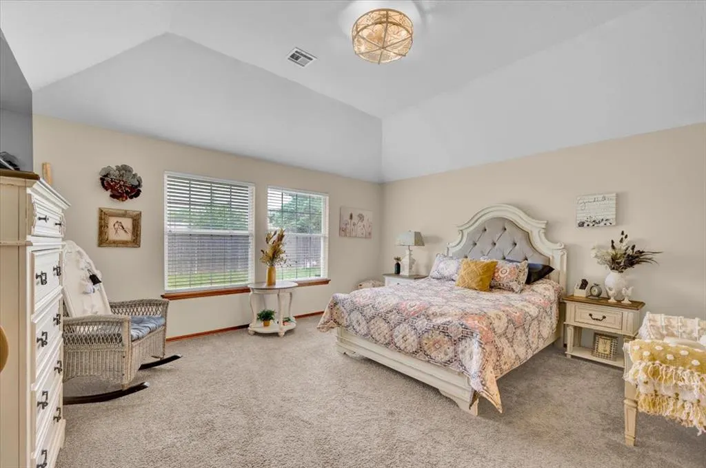 Photo 7 — 2912 Astor Drive, Norman, OK 73072