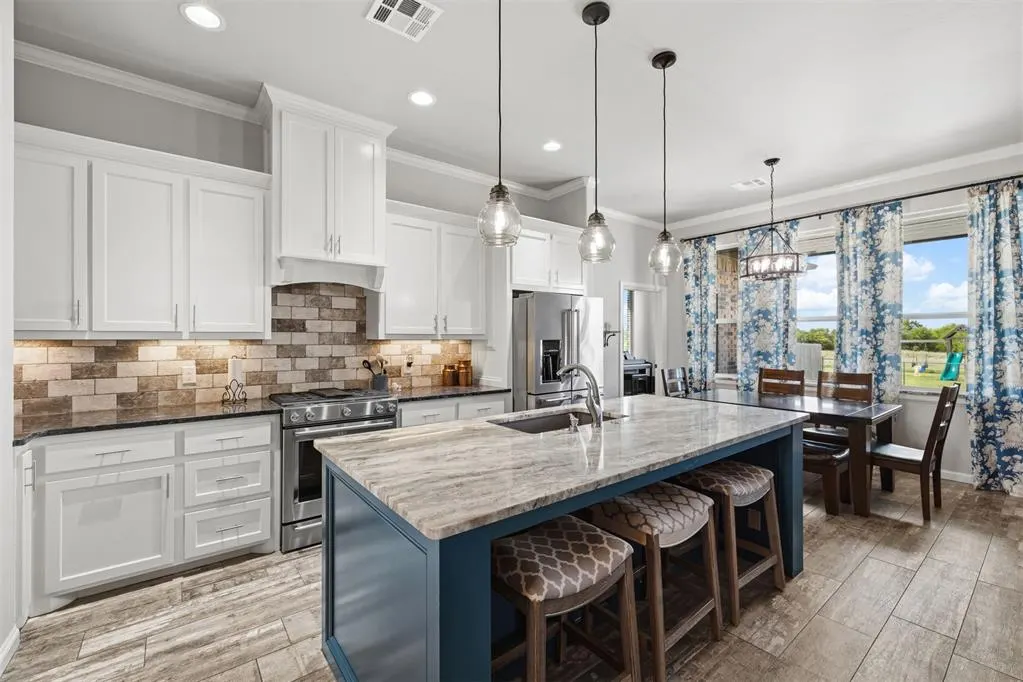 Photo 6 — 7188 Legacy Pointe Circle, El Reno, OK 73036