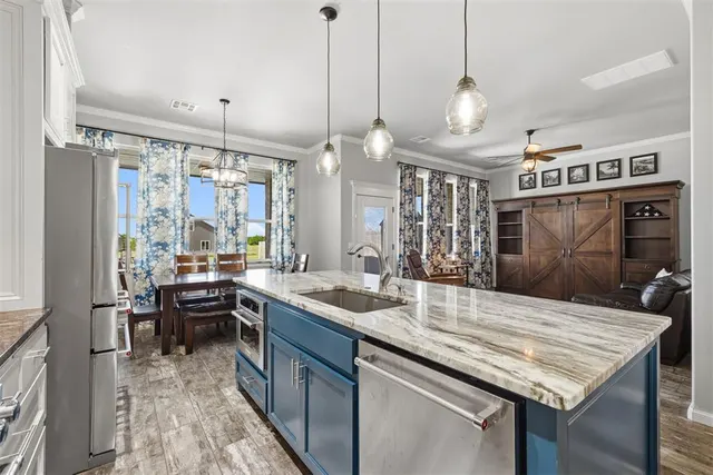 Photo 8 — 7188 Legacy Pointe Circle, El Reno, OK 73036