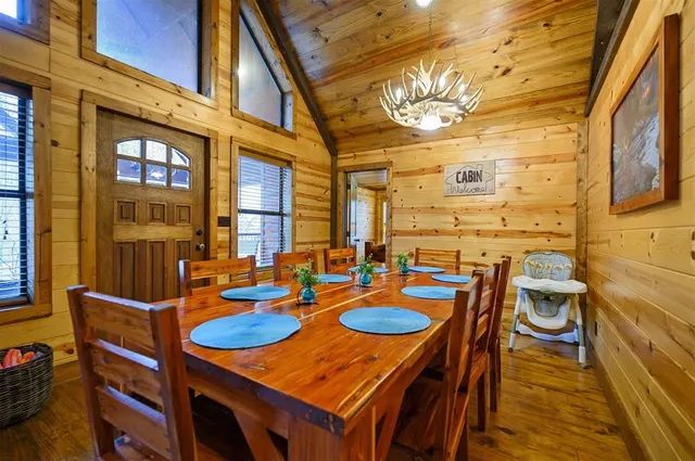 Photo 3 — 528 Timber Creek Trail, Broken Bow, OK 74728