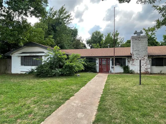 Photo 2 — 3609 Meadowbrook Drive, Midwest City, OK 73110