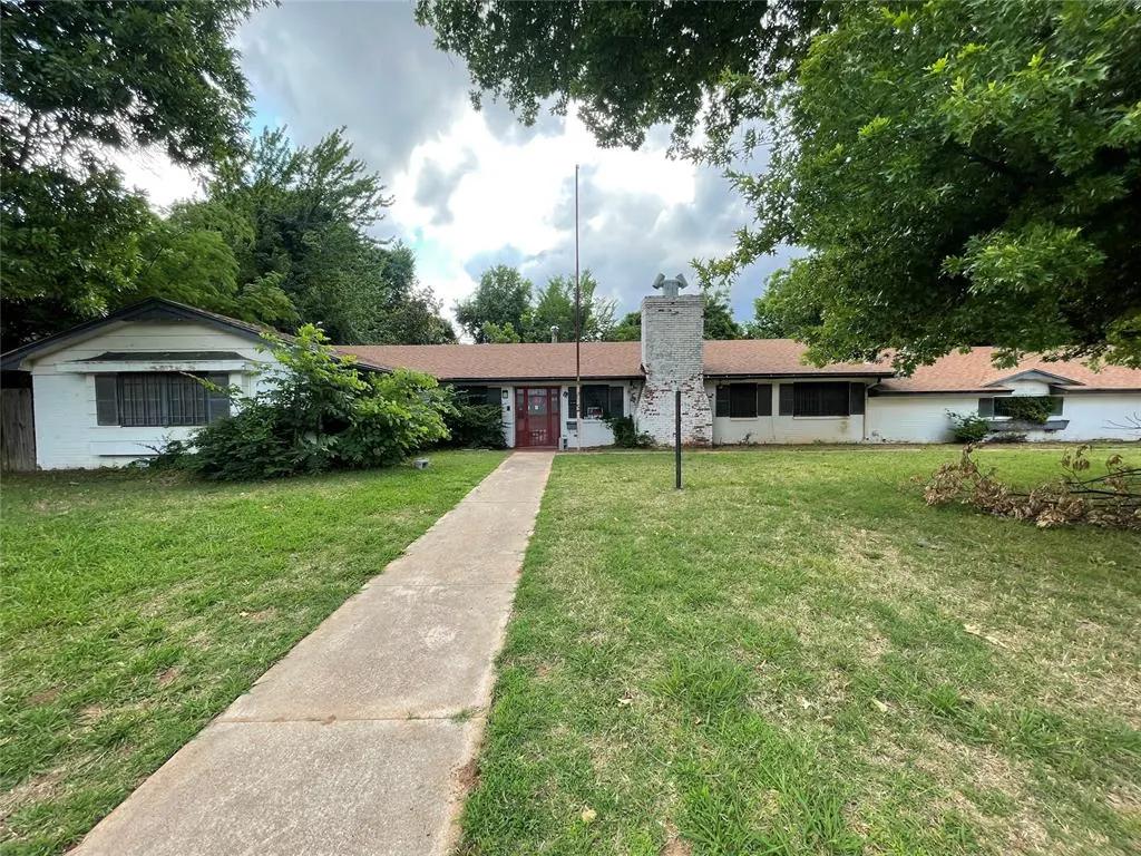 Photo 3 — 3609 Meadowbrook Drive, Midwest City, OK 73110