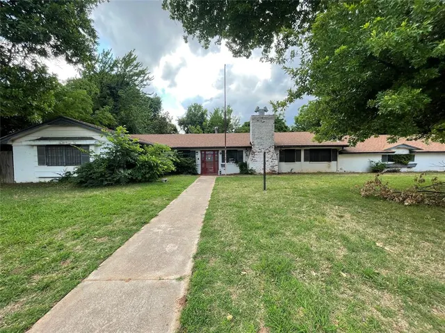 Photo 3 — 3609 Meadowbrook Drive, Midwest City, OK 73110