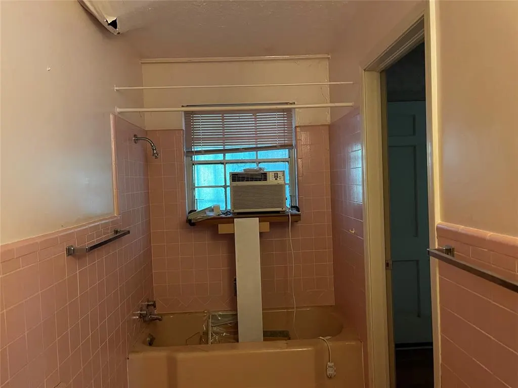 Photo 13 — 3609 Meadowbrook Drive, Midwest City, OK 73110