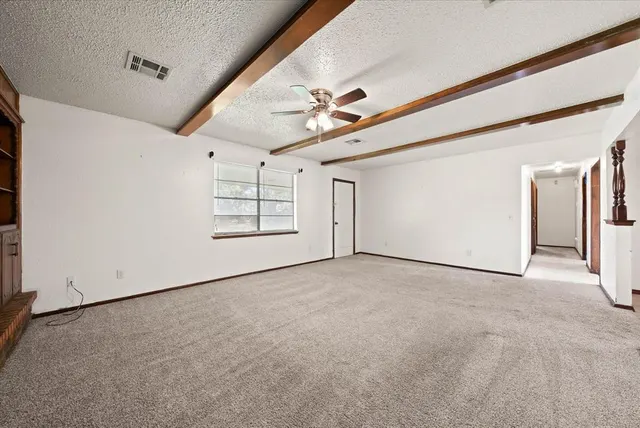 Photo 5 — 2012 E Hills Drive, Moore, OK 73160