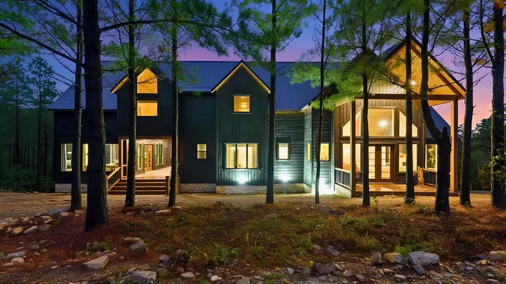 Front exterior — 518 Timberline Trail, Broken Bow, OK 74728