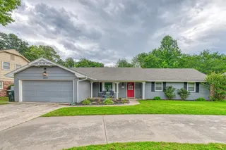 Sold home at 2533 Hollywood Avenue