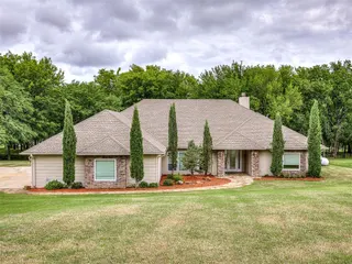 Sold home at 47 Falcon Nest Road