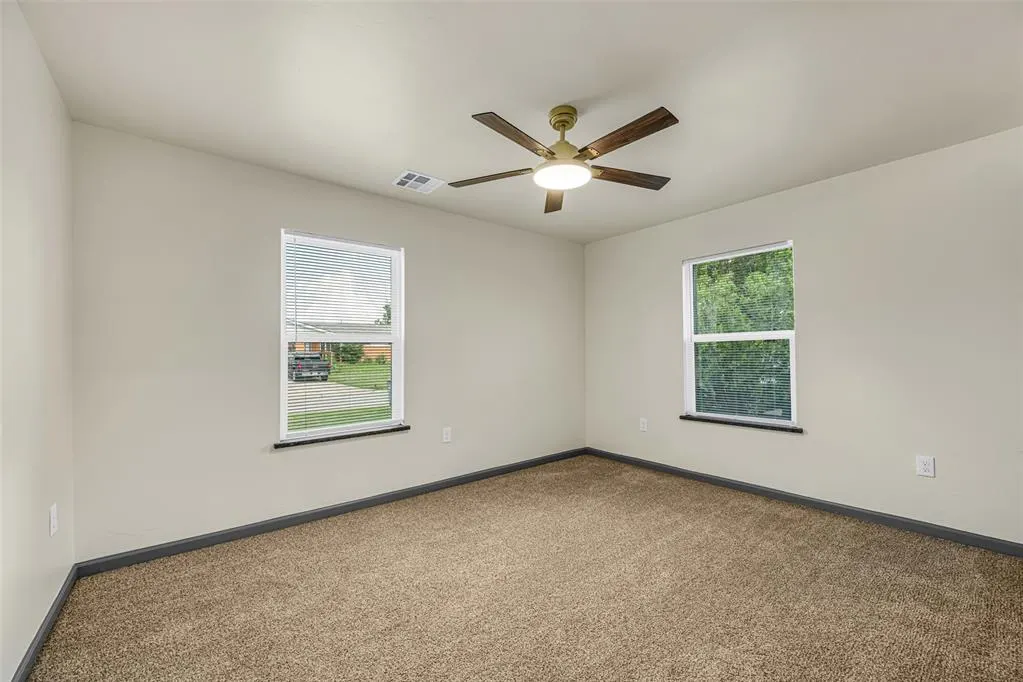 Photo 19 — 2304 NW 47th Street, Lawton, OK 73505