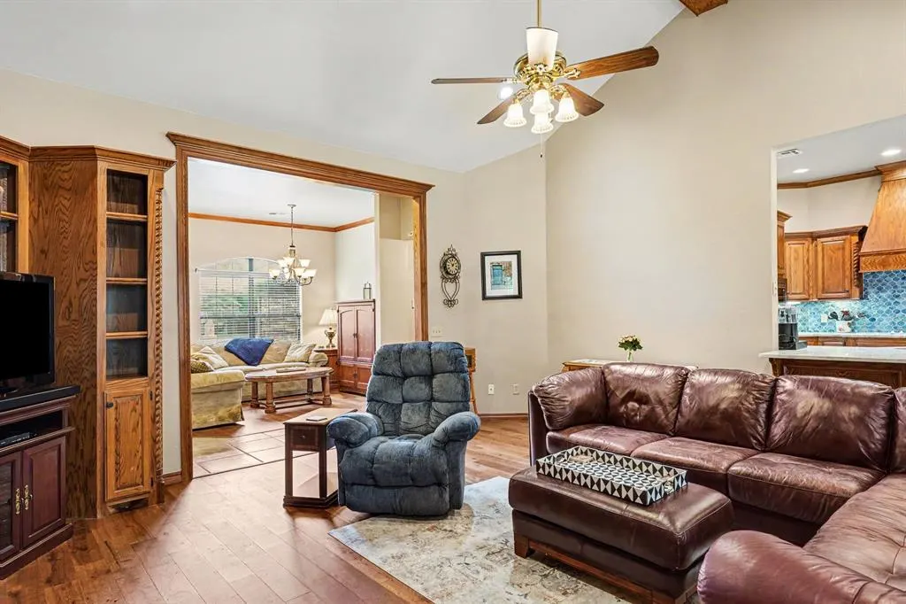 Photo 10 — 1401 Townsend Glen, Blanchard, OK 73010