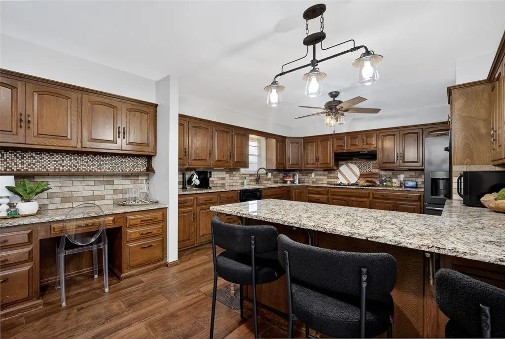 Photo 25 — 13216 Inverness Avenue, Oklahoma City, OK 73120