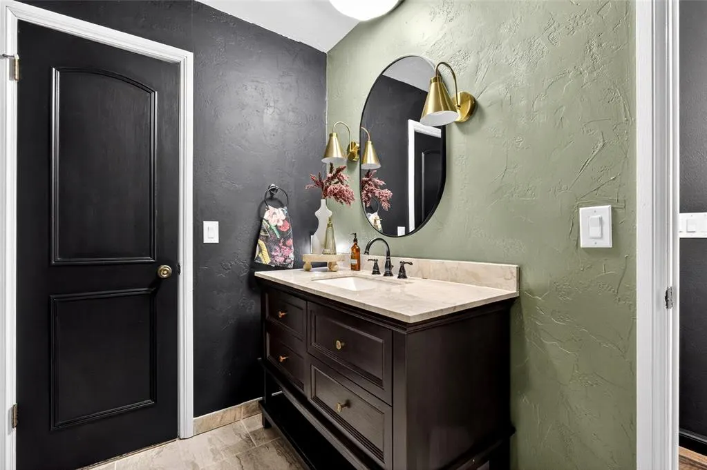 Photo 34 — 13216 Inverness Avenue, Oklahoma City, OK 73120