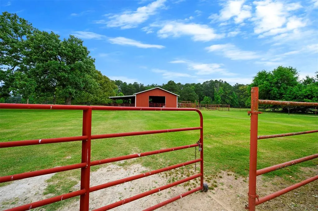 Photo 2 — 2352 Pollard Road, Haworth, OK 74740