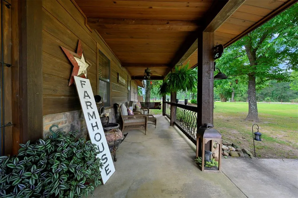 Photo 4 — 2352 Pollard Road, Haworth, OK 74740