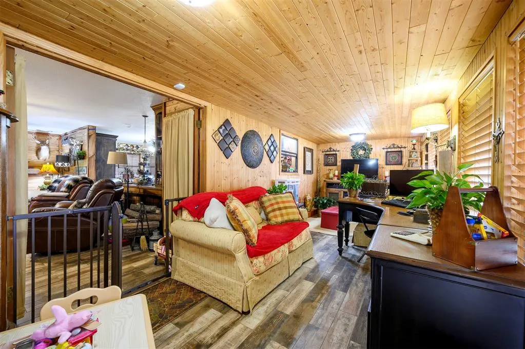 Photo 21 — 2352 Pollard Road, Haworth, OK 74740