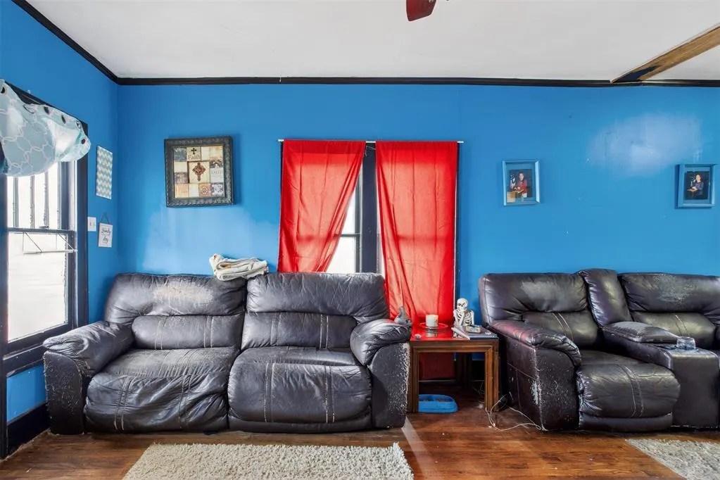 Photo 5 — 211 N Market Street, Cordell, OK 73632