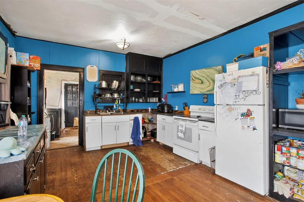 Photo 9 — 211 N Market Street, Cordell, OK 73632