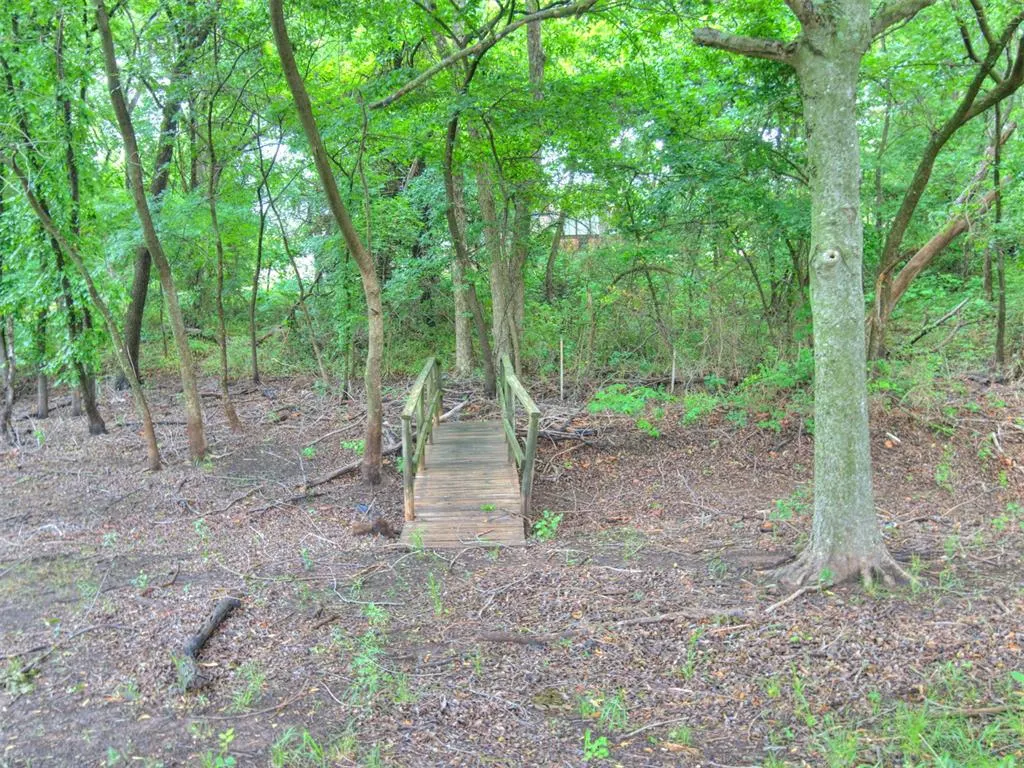 Photo 10 — 4221 Overland Circle, Noble, OK 73068